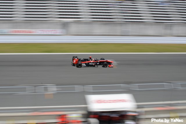 20140518 撮影:D7000「19号車 Lenovo TEAM IMPUL / J-P.デ・オリベイラ」(1/80,f/14,ISO100,シャッター優先)